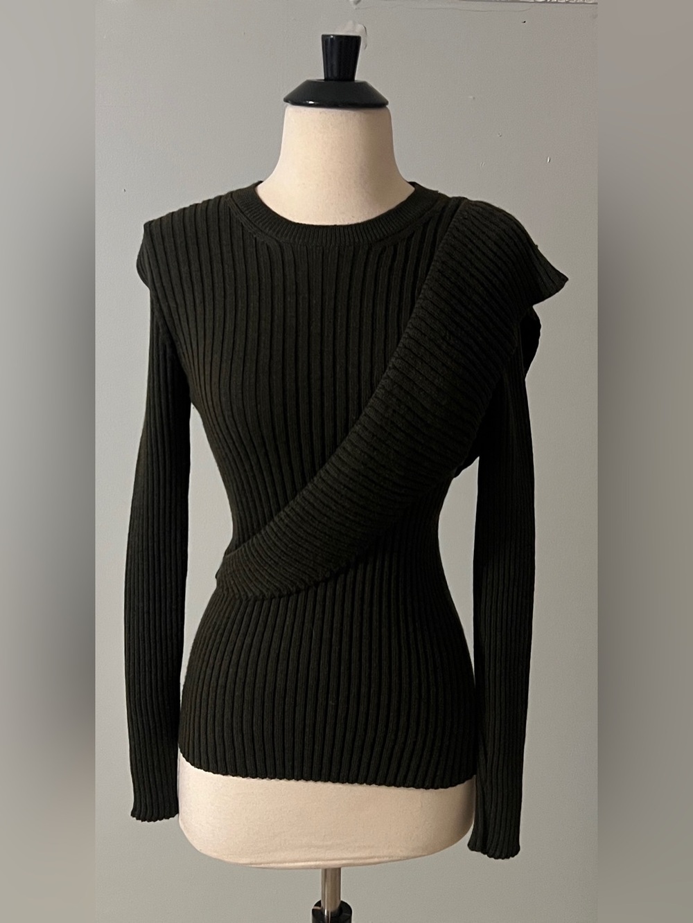 Fuzzi Italy Virgin Wool Ribbed Ruffle Sweater Black Asymmetrical M